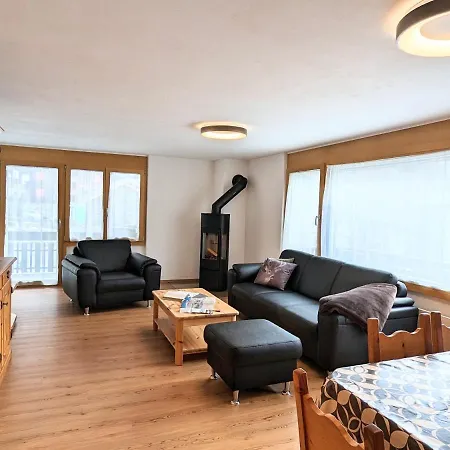 アパート フェリエンヴォヌンゲン ヴァリス ベイ ツェルマット