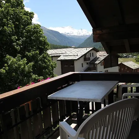 フェリエンヴォヌンゲン ヴァリス ベイ ツェルマット